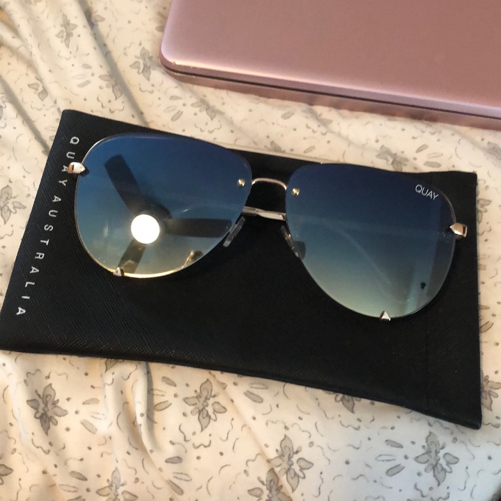 High key rimless blue and gold